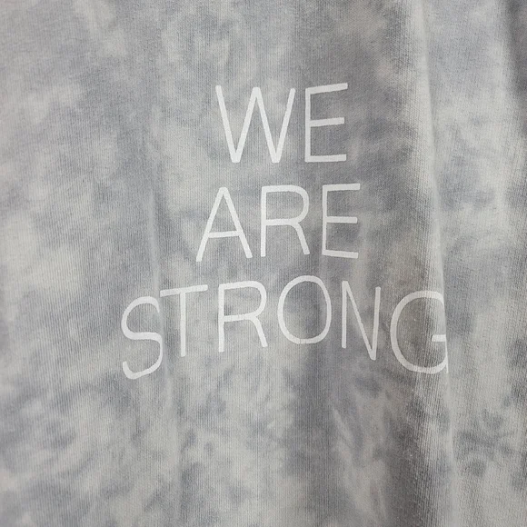 Livi Lane Bryant french terry sweatshirt gray white tie tye graphic tunic - Picture 3 of 6